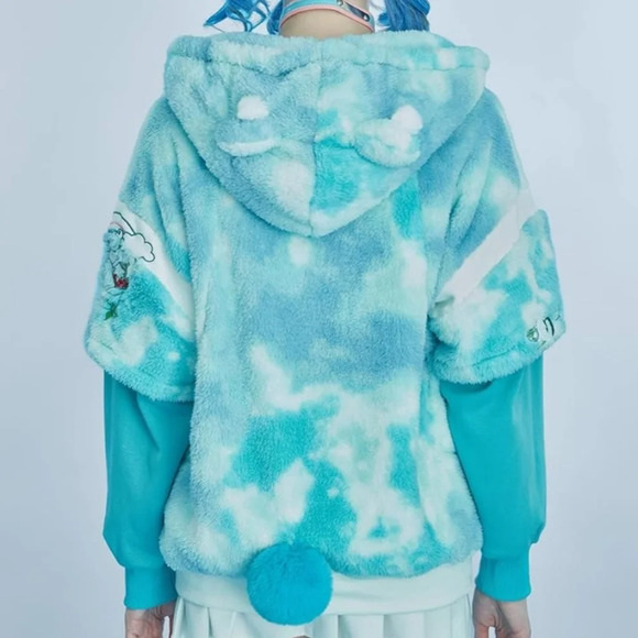 Micotaku Women's Zip Front Hoodie, Mint Couds pattern. Front angle pockets. S/M - Picture 9 of 14